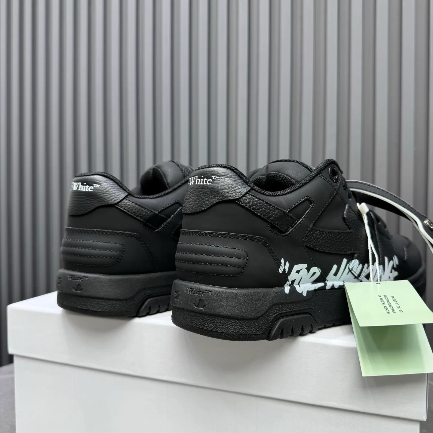 P620 OFF WHITE⚡️Couple model⚡️35-40 women’s model 39-46 men’s model